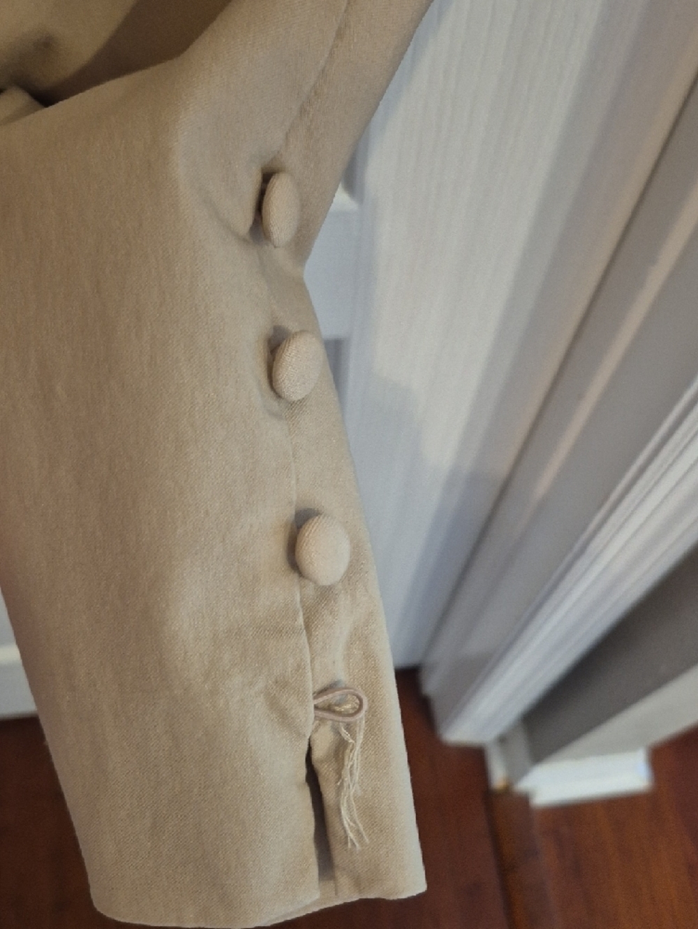 Chico's So Slimming Brigitte Beige Slim Cropped Pants - Picture 4 of 6